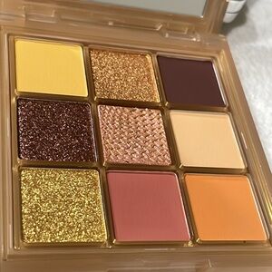 Huda Beauty Wild Obsessions Tiger Eyeshadow Palette New